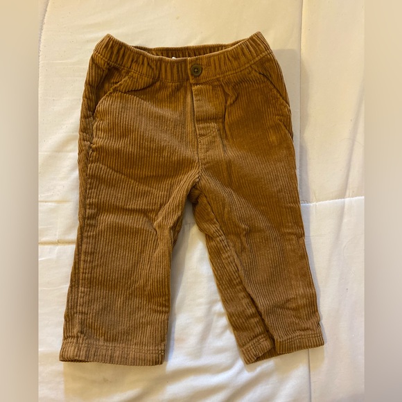 Like new Old Navy baby boy tan corduroys in size 12-18 months - Picture 1 of 3